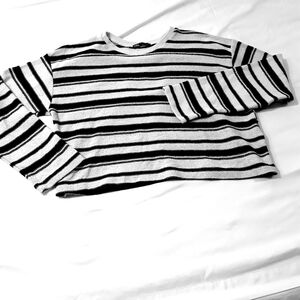 Zara Knit Striped Black and White Top Long-Sleeve Cotton Blend Size Medium